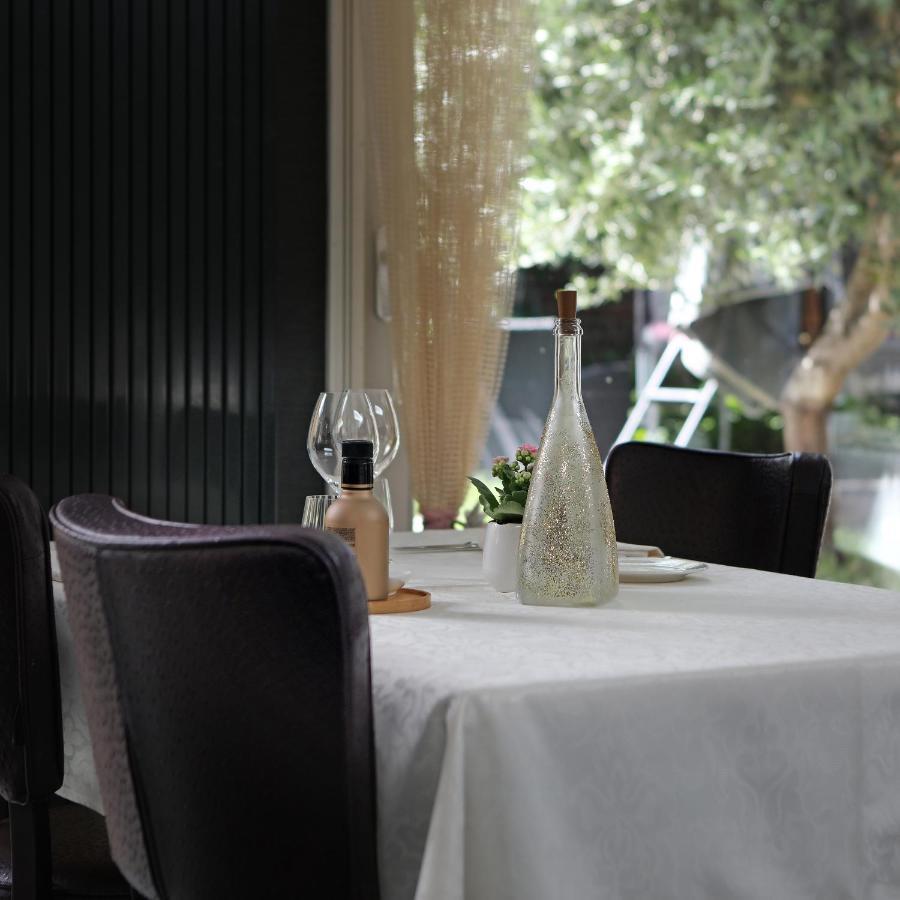 A Casa-Radici Bed & Breakfast นิวว์ปอร์ท ภายนอก รูปภาพ